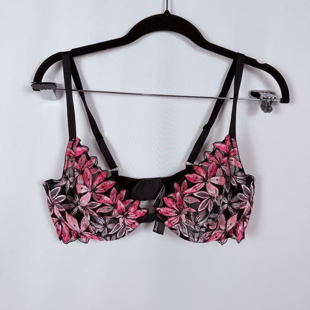 Victoria's Secret Very Sexy Low Cut Demi  Unlined Floral Bra Size 38C